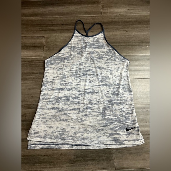 Nike Tops - Nike Tank‎ Top